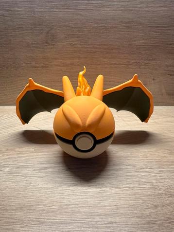 Étui Pokemon Charizard Ball pour Nintendo Switch, Enlèvement ou Envoi, Comme neuf