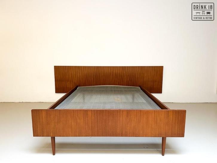 Tweepersoonsbed - Kempkens Meubelfabriek, Antiek en Kunst, Curiosa en Brocante, Ophalen