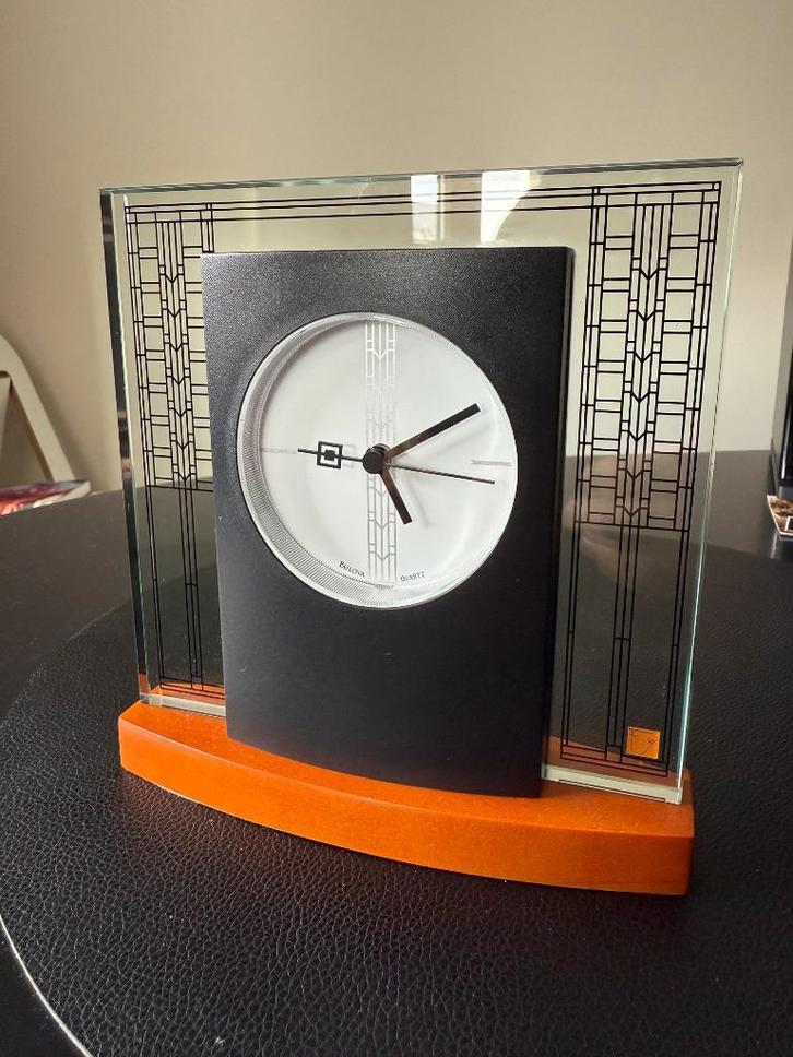 Bureelklokje Bulova quartz, Handtassen en Accessoires, Horloges | Heren, Zo goed als nieuw, Ophalen of Verzenden