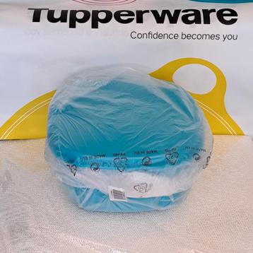 La nouvelle merveille de service en turquoise de Tupperware