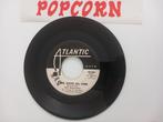 DE DRIFTERS. POP-CORN OLDIES 2 ZIJDE US 45T, Cd's en Dvd's, Vinyl Singles, Ophalen of Verzenden, Zo goed als nieuw, Pop