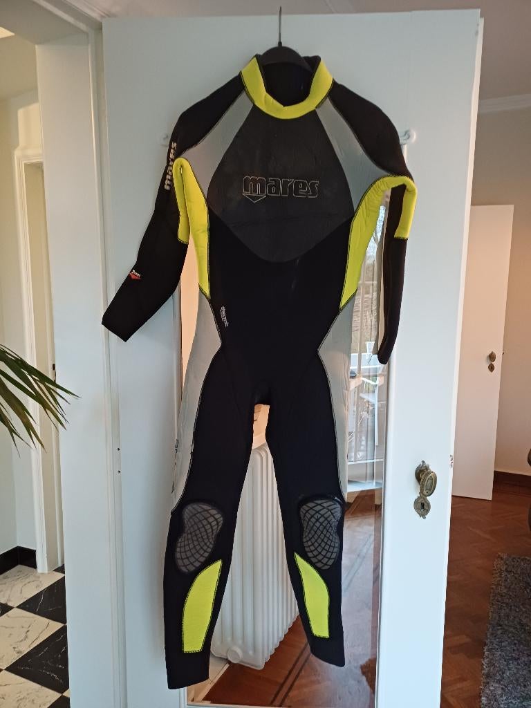 Duikpakken Mares maat 3 (man), Sports nautiques & Bateaux, Plongée, Utilisé, Combinaison de plongée, Enlèvement