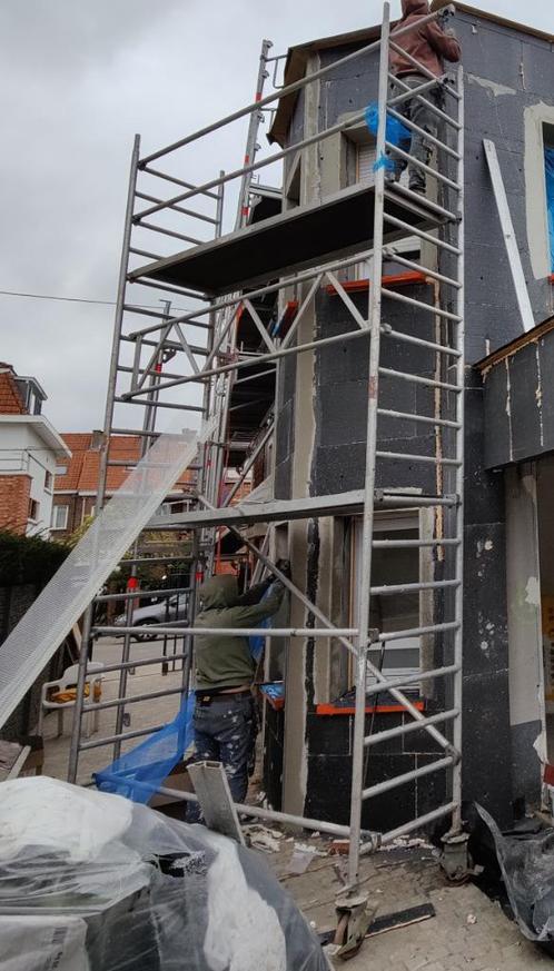 Layher rolsteiger — 5 m (H) x 3 m (B) x 0,70 m (D), Doe-het-zelf en Bouw, Steigers, Gebruikt, Rolsteiger of Kamersteiger, 2 tot 5 meter