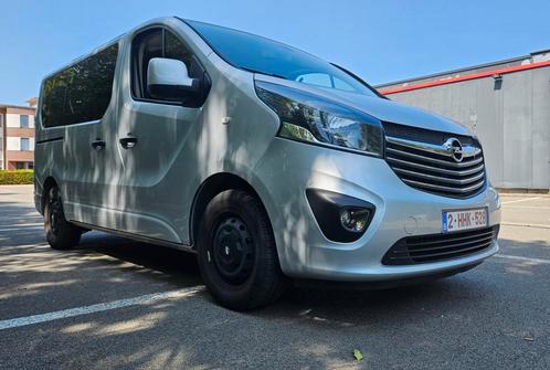 Opel Vivaro b - minibus - 8 zitplaatsen - euro 6b - trekhaak, Auto's, Opel, Particulier, Vivaro, ABS, Achteruitrijcamera, Airbags