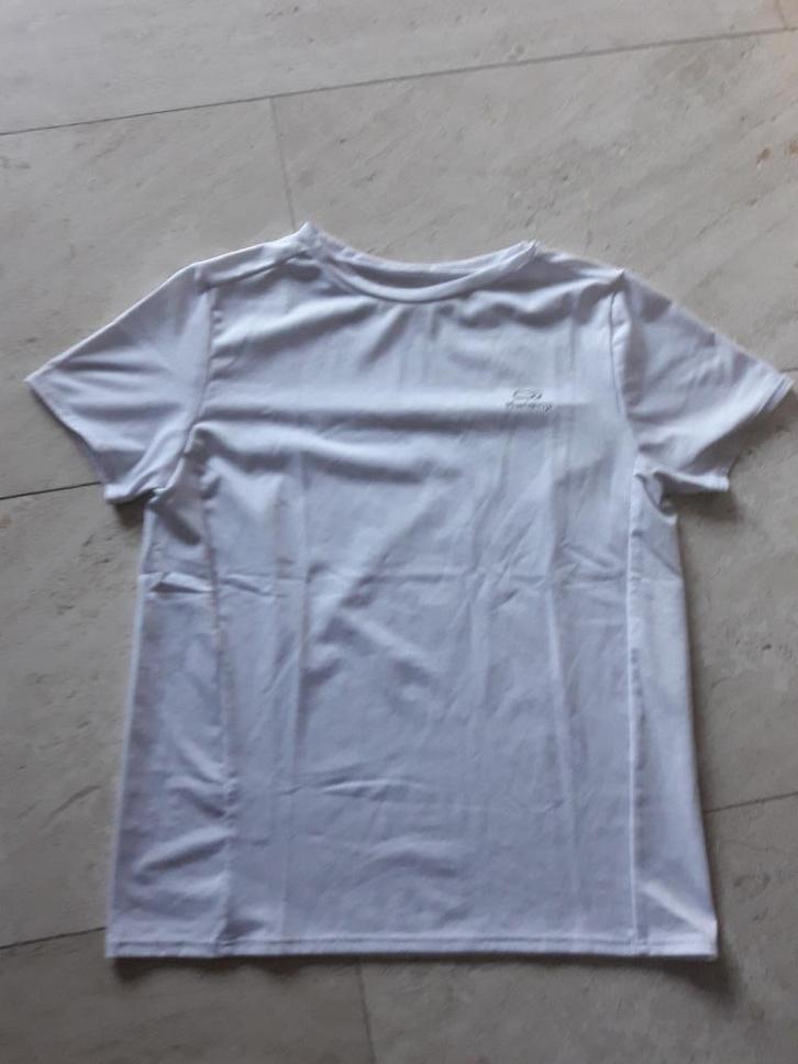 Decathlon Kalenji T-shirt 141-150, Sport en Fitness, Loopsport en Atletiek, Zo goed als nieuw, Kleding, Hardlopen, Overige merken