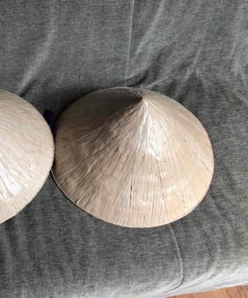 Chapeau asiatique véritable et authentique, Enlèvement ou Envoi