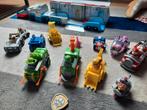 paw patrol vrachtwagen en diverse auto's.  Klep is los, Enfants & Bébés, Jouets | Véhicules en jouets, Enlèvement ou Envoi, Utilisé