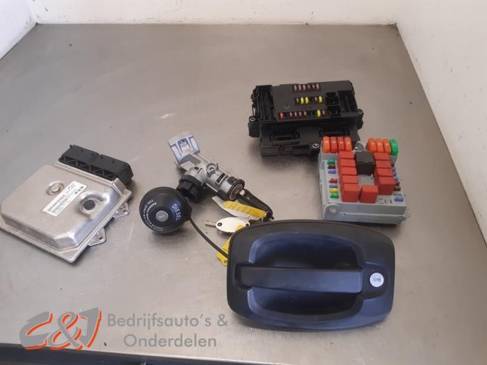 Kontaktslot + computer van een Fiat Ducato, Auto-onderdelen, Overige Auto-onderdelen, Fiat, Gebruikt, 3 maanden garantie, Ophalen of Verzenden