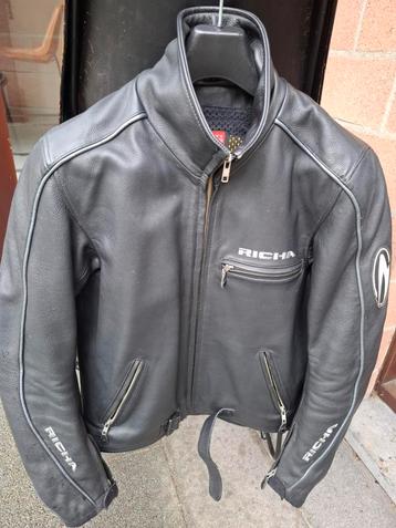 Vintage Lederen Richa motojas mt 52 beschikbaar voor biedingen