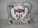 Kussen Bambi (Disney) 45 x 45 cm. Afneembare en wasbare hoes, Huis en Inrichting, Verzenden, Zo goed als nieuw, Groen, Vierkant