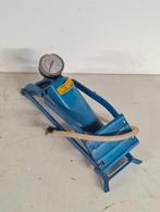 Vintage voetpomp in ijzer, Fietsen en Brommers, Ophalen of Verzenden, Gebruikt