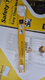 Safety 1st Easy Close metalen babyhekjes, Kinderen en Baby's, Traphekjes, Nieuw, Ophalen of Verzenden, Klemhekje, Metaal of IJzer