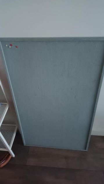 Prikbord, Enlèvement, Tableau d'affichage