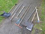 lot tuingereedschap - spade troefel riek hak gritsel rijf, Tuin en Terras, Ophalen, Gebruikt