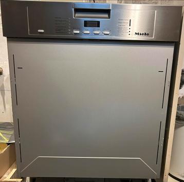 Vaatwasmachine Miele beschikbaar voor biedingen