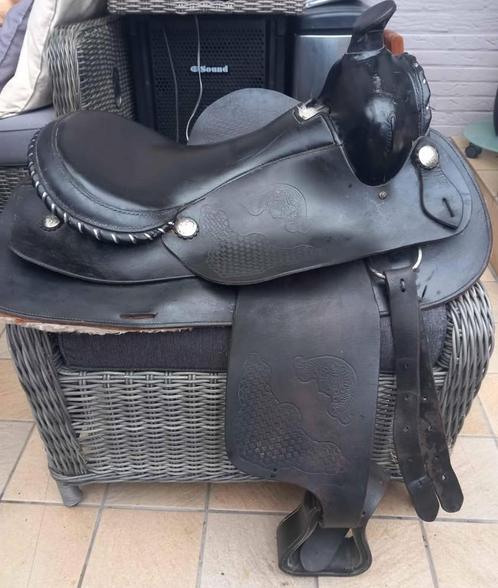 Comfortabel westernzadel, Dieren en Toebehoren, Paarden en Pony's | Zadels, Zo goed als nieuw, Ophalen