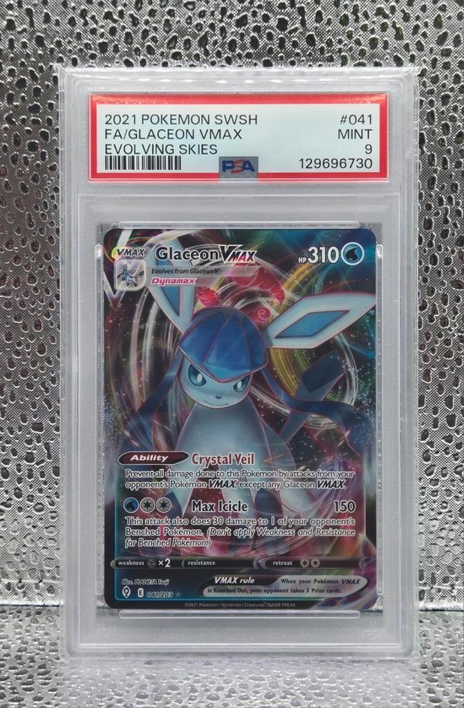Pokémon - Glaceon VMAX 041/203 - PSA 9, Hobby en Vrije tijd, Verzamelkaartspellen | Pokémon, Nieuw, Overige typen, Foil, Ophalen of Verzenden