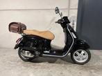 Vespa GTS300 vespa met bagagekoffer in prachtstaat, Motoren, Scooter, 300 cc, Bedrijf, 12 t/m 35 kW