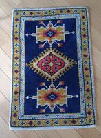 SMYRNA tapijt  149 cm x 98 cm, Huis en Inrichting, Ophalen, Gebruikt, 100 tot 150 cm, 50 tot 100 cm