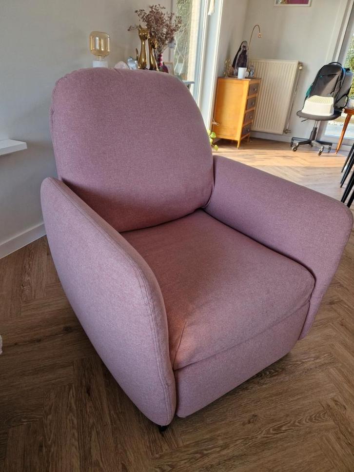 Ekolsund Relaxfauteuil roze, Huis en Inrichting, Fauteuils, Zo goed als nieuw, Ophalen