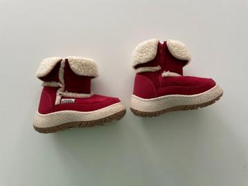 Nieuwe rode winterlaarsjes Hush puppies maat 20/21