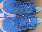 Hoka sportschoenen, Sport en Fitness, Loopsport en Atletiek, Overige typen, Zo goed als nieuw, Overige sporten, Ophalen