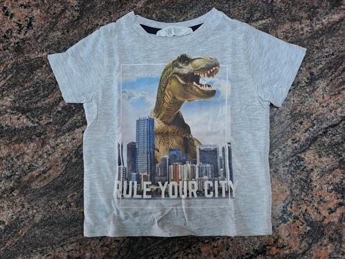 Mt 92 Grijze T-shirt T-rex: rule your city, Kinderen en Baby's, Kinderkleding | Maat 92, Zo goed als nieuw, Jongen, Shirt of Longsleeve