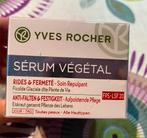 YVES ROCHER plantaardig serum, Handtassen en Accessoires, Uiterlijk | Mondverzorging, Ophalen of Verzenden, Zo goed als nieuw