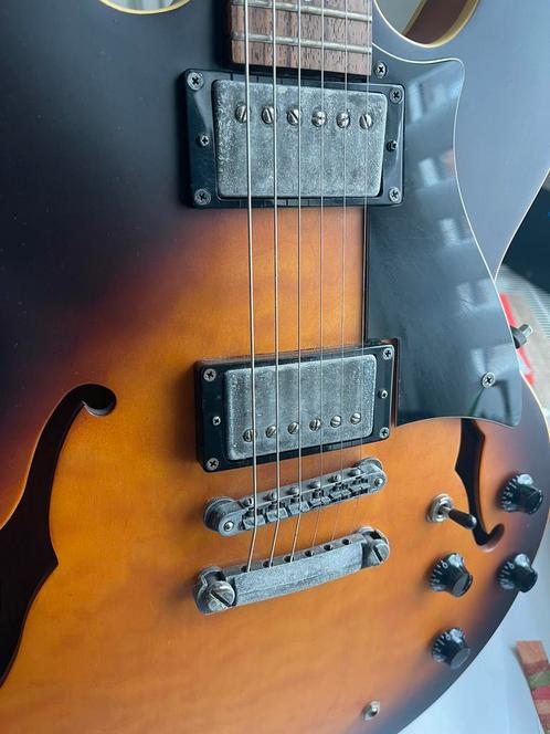 Guitare Cort, Muziek en Instrumenten, Snaarinstrumenten | Gitaren | Elektrisch, Zo goed als nieuw, Gibson, Ophalen
