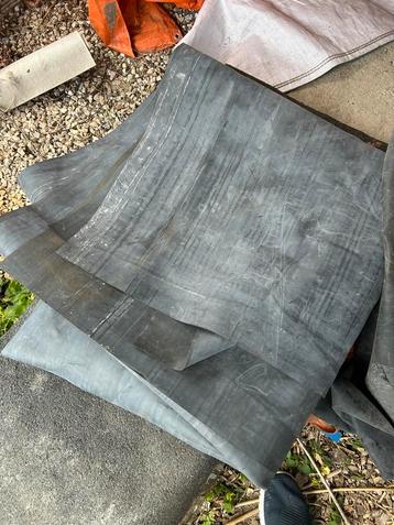 EPDM circa 17 m2 beschikbaar voor biedingen