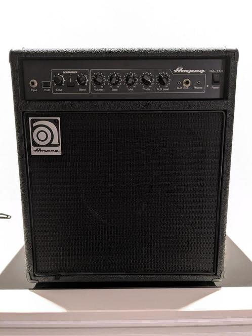 Basversterker, Muziek en Instrumenten, Versterkers | Bas en Gitaar, Zo goed als nieuw, Basgitaar, Minder dan 50 watt, Ophalen