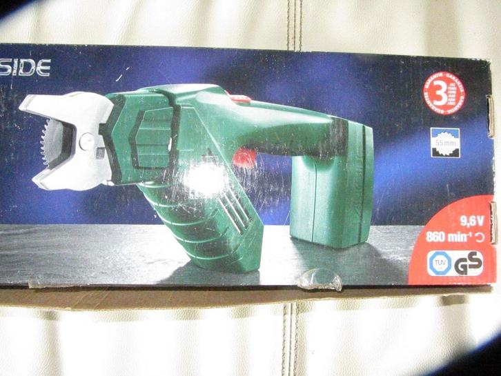 scie à élaguer sans fil, Doe-het-zelf en Bouw, Gereedschap | Zaagmachines, Ophalen