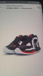 Nike kyrie low5 42 t, Comme neuf, Enlèvement ou Envoi