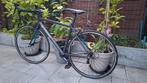 RACEFIETS BTWIN TRIBAN 5 AMPER GEBRUIKT FIETS TOPSTAAT SMALL, Fietsen en Brommers, Fietsen | Racefietsen, Overige merken, 28 inch