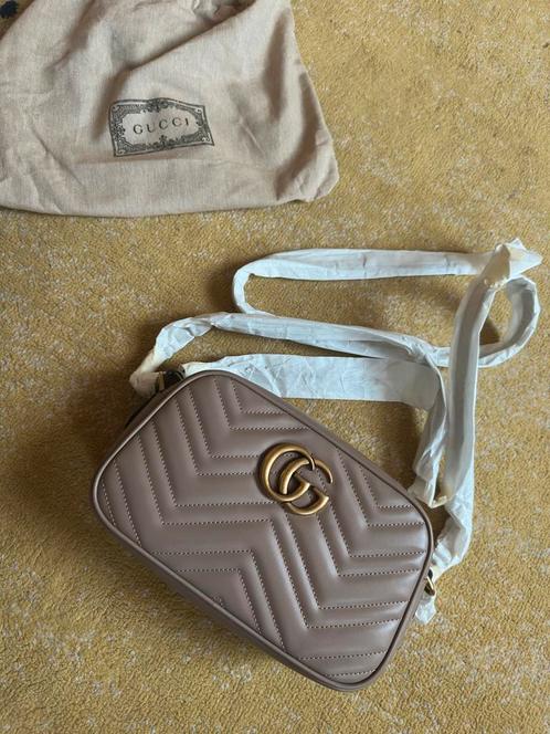 GUCCI GG Marmont Matelassé Tas – Rosa – nieuw, Handtassen en Accessoires, Tassen | Damestassen, Nieuw, Handtas, Roze, Ophalen of Verzenden
