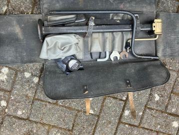 Depannage set  beschikbaar voor biedingen