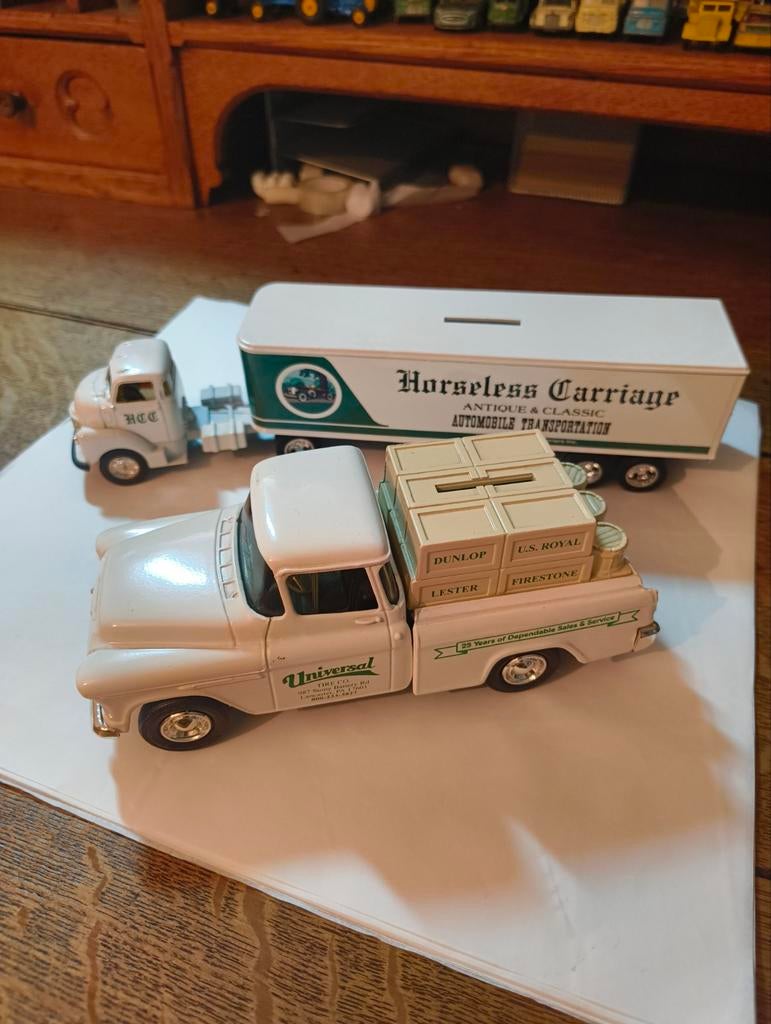 2 ERTL spaarpot vrachtwagens, Ophalen of Verzenden