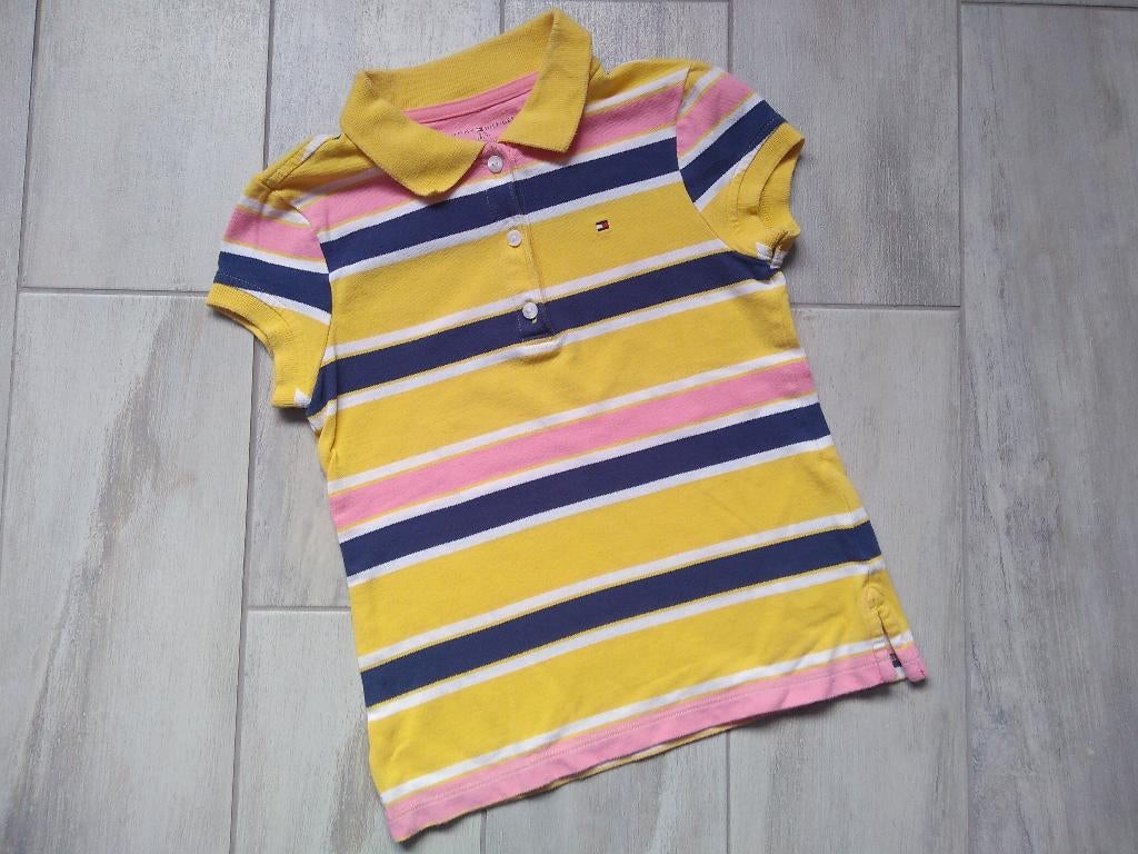 ✿ M116/122 - Polo met korte mouwen Tommy Hilfiger, Kinderen en Baby's, Kinderkleding | Maat 116, Zo goed als nieuw, Meisje, Shirt of Longsleeve
