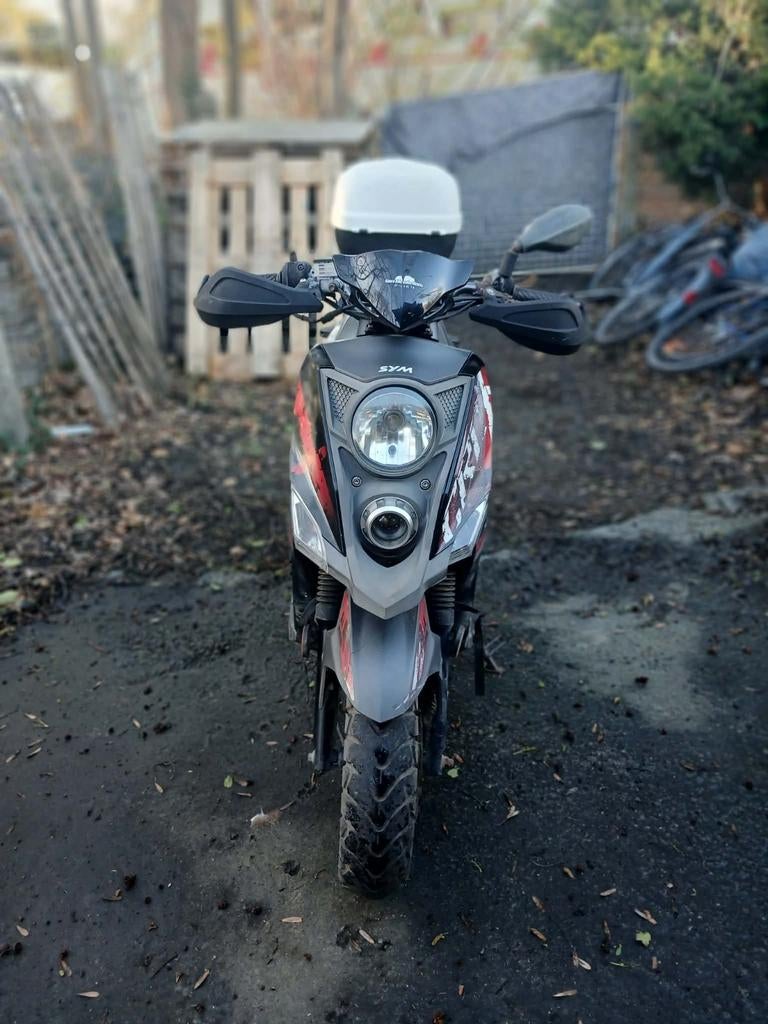 Classe Sym Crox B avec papiers, Enlèvement