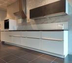 Cuisine moderne NEUVE avec électroménagers MIELE, Maison & Meubles, Cuisine | Cuisines complètes, Enlèvement, Neuf, Blanc