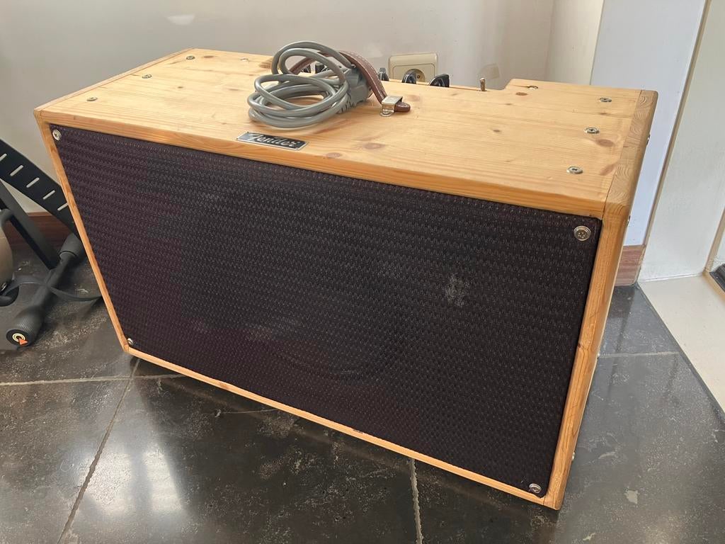 FENDER 'Blues Junior' gitaarversterker, Muziek en Instrumenten, Versterkers | Bas en Gitaar, Zo goed als nieuw, Gitaar, 100 watt of meer