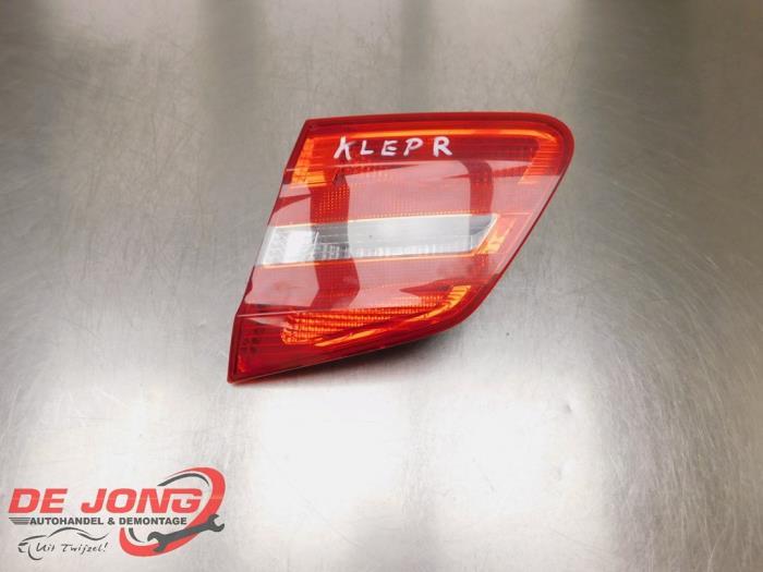 Feu arrière droit d'un Mercedes B-Klasse, Autos : Pièces & Accessoires, Éclairage, Mercedes-Benz, Utilisé, 3 mois de garantie