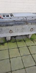 Abreuvoir en pierre bleu il en à deux, Jardin & Terrasse, Enlèvement