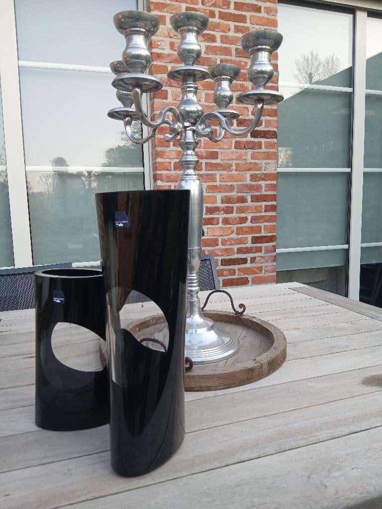 Vaas Leonardo vintage 70, Ophalen, Zo goed als nieuw, Zwart