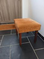 Voetbankje, poef, Enlèvement