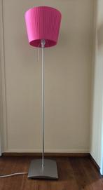 Staande lamp.inox kleur 1 m 35 hoog, Ophalen, Zo goed als nieuw, Modern