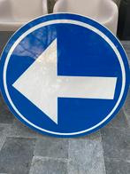 Panneau signalétique sens obligatoire, Bricolage & Construction, Enlèvement