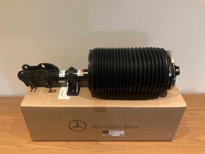 Amortisseur à air comprimé d'un Mercedes V-Klasse, Neuf, 3 mois de garantie, -, -
