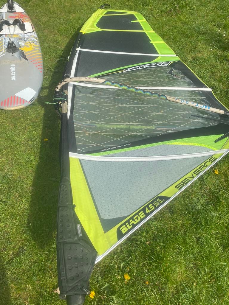 Severne blade 4.5 tuig set!, Watersport en Boten, Windsurfen, Ophalen, Gebruikt, Met draagtas, Minder dan 250 cm