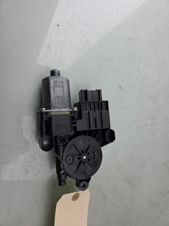 MOTEUR LEVE VITRE ELECTRIQUE Ibiza V (KJB) (|2Q1959406E|), Dhr. J. Ham, Administratie@autoham.nl, Utilisé, Seat